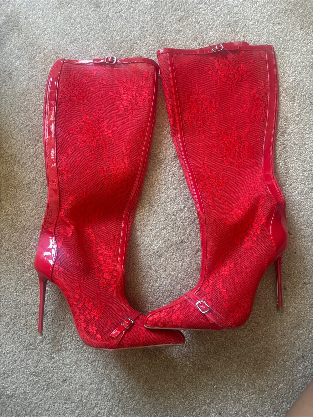 Streetwear society Red Lace Stiletto Knee-High Boots - Women